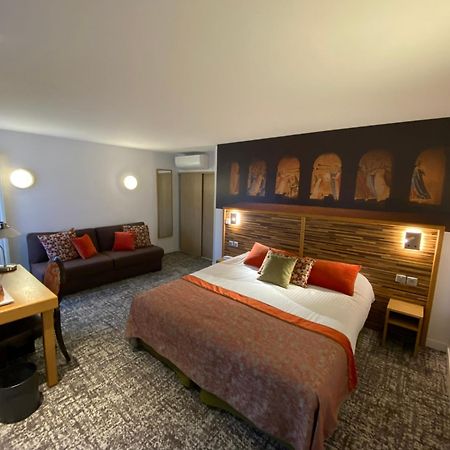 Logis - Le Christina Hotel Bourges Eksteriør billede