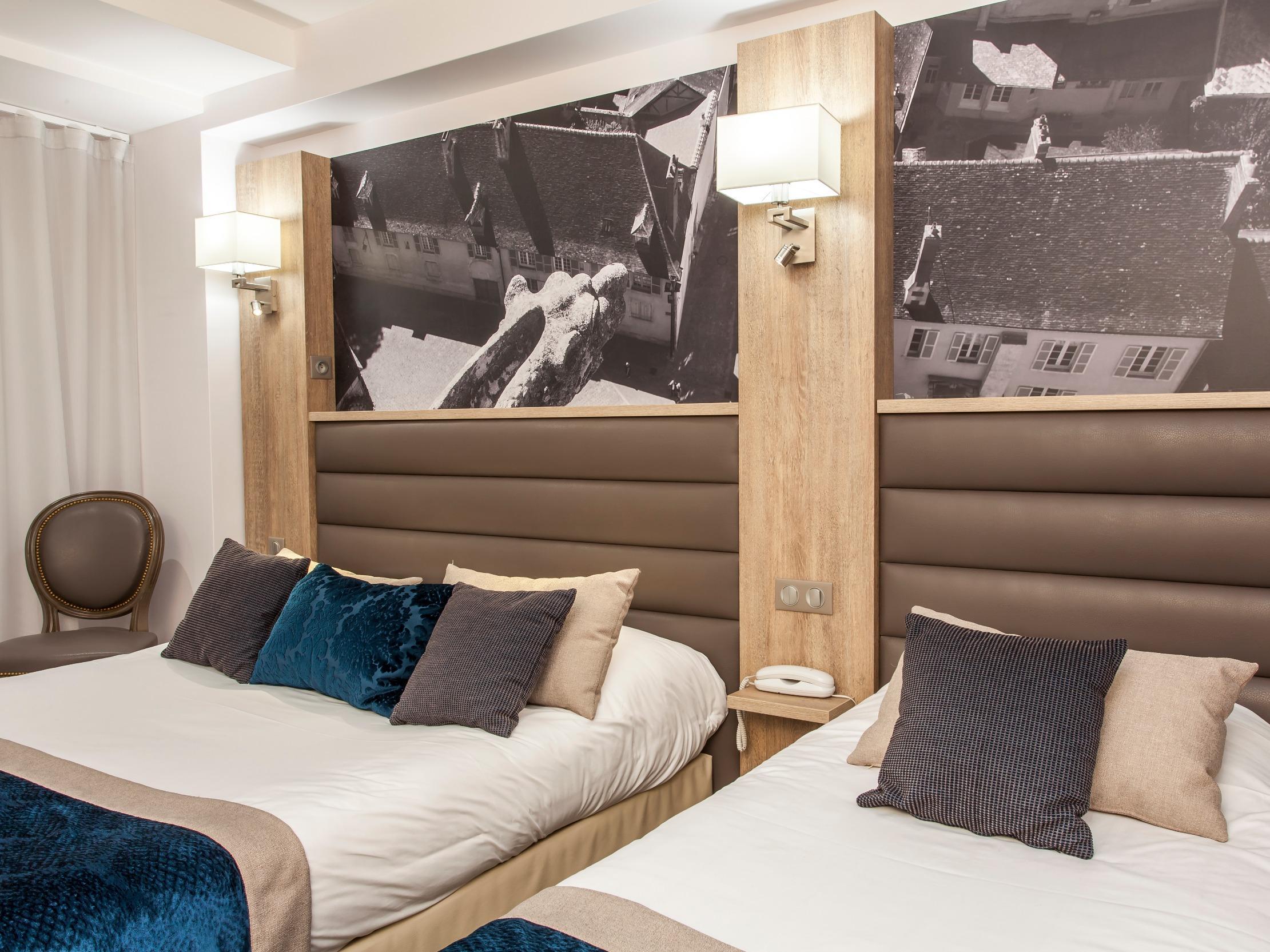Logis - Le Christina Hotel Bourges Eksteriør billede