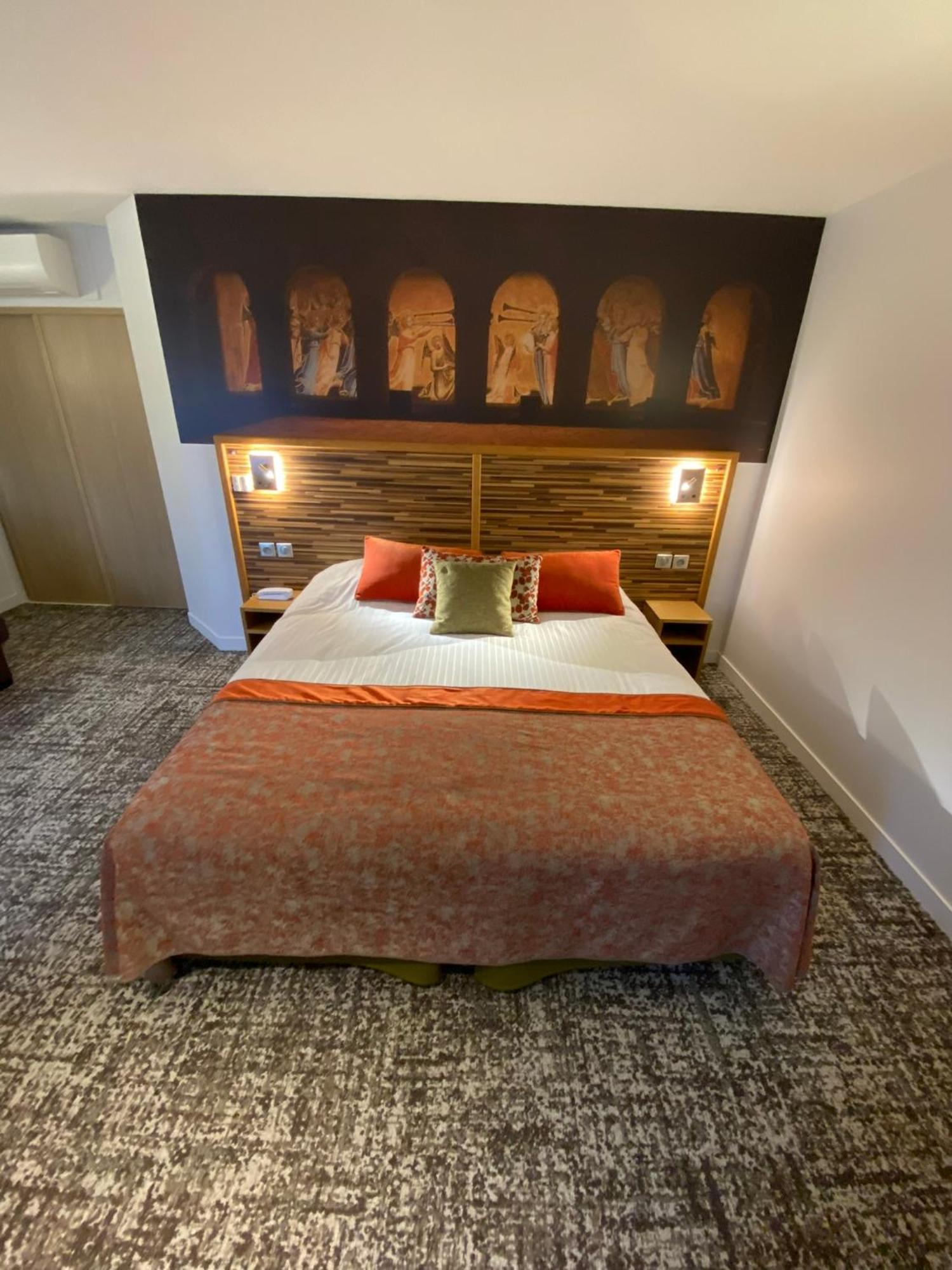 Logis - Le Christina Hotel Bourges Eksteriør billede