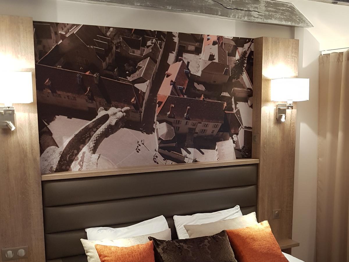 Logis - Le Christina Hotel Bourges Eksteriør billede